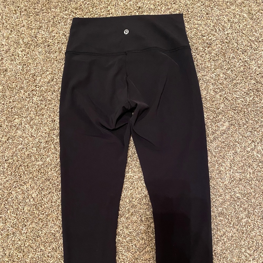 Black Lululemon wunder unders